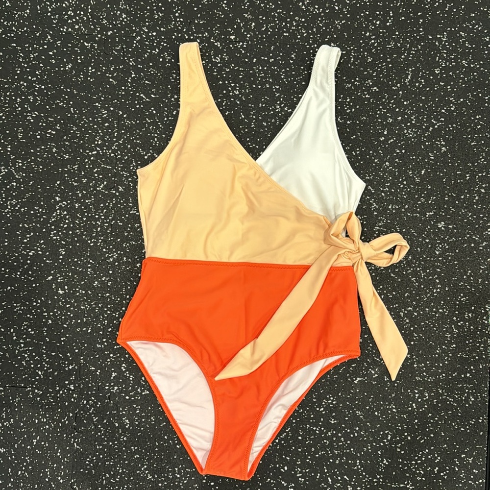 CUPSHE One Piece Swimsuit Wrap Color Block
